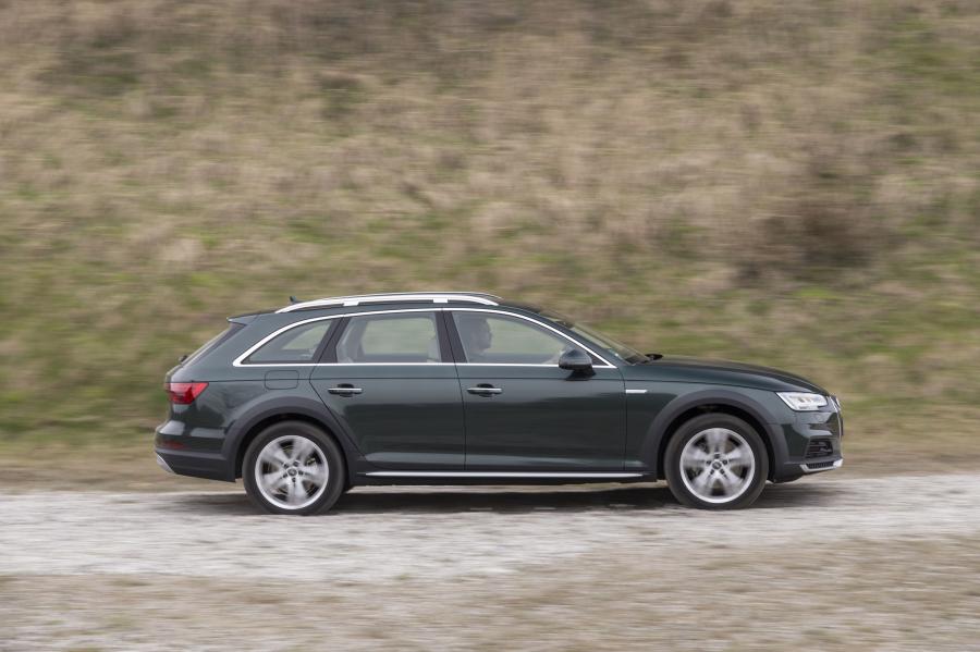  Audi A4 Allroad 2.0 TDI Quattro (B9) 2016 года  (WW) (фото 9 из 20)